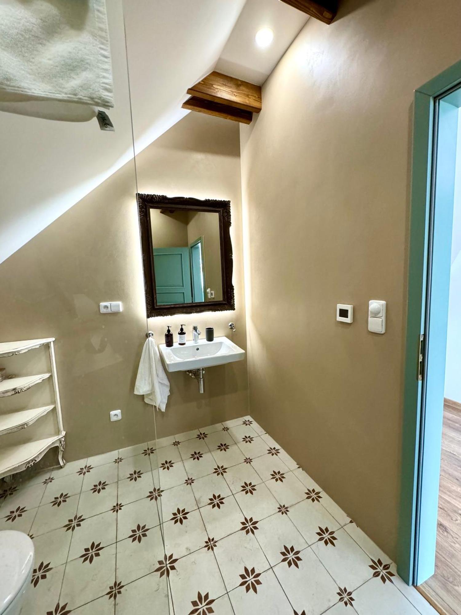 Soul Apartments Mikulov Esterno foto