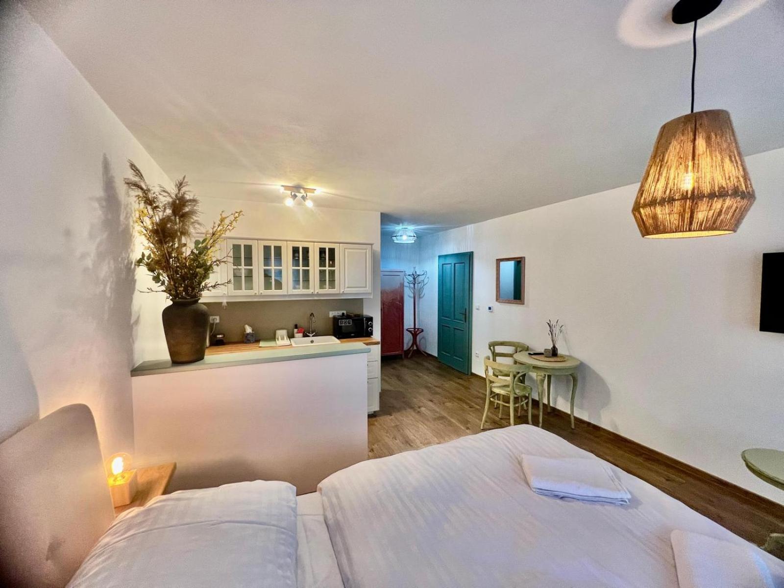 Soul Apartments Mikulov Esterno foto